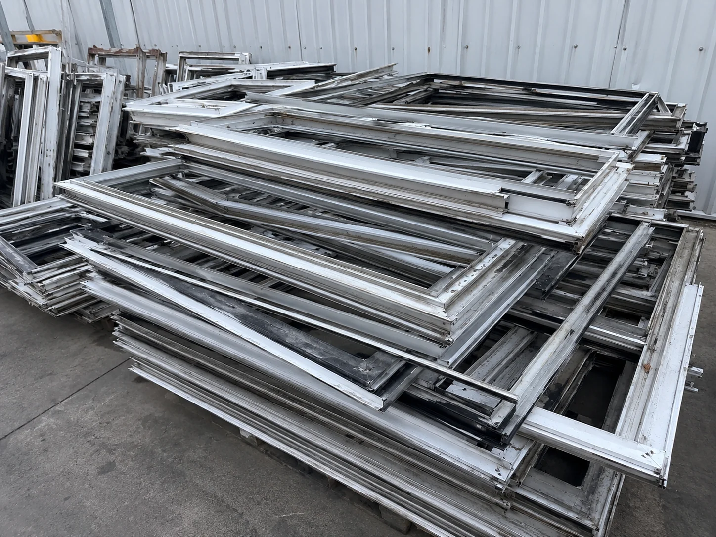 Door and window aluminum recycling